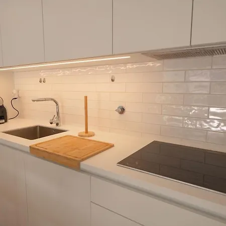 Modern 2br With Pool, Gym & Garden * Tavira