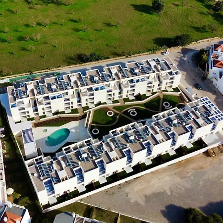 Modern 2br With Pool, Gym & Garden * Tavira