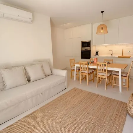 Apartamento Modern 2br With Pool, Gym & Garden Tavira