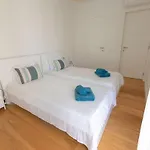 Modern 2br With Pool, Gym & Garden * 塔维拉